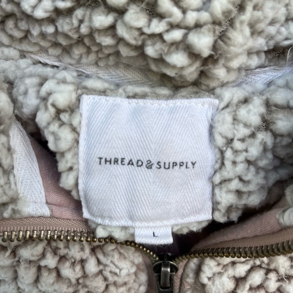 Soft and fluffy sherpa - Picture 3 of 3